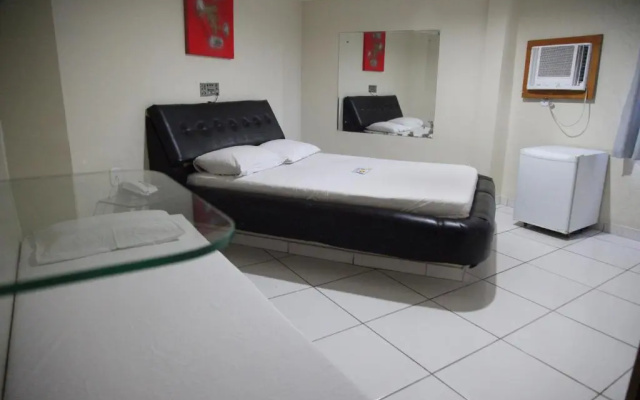 Hotel Pirâmide Iguatemi