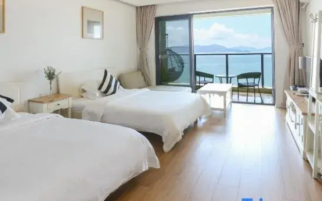 Tupai Seaview Apartment