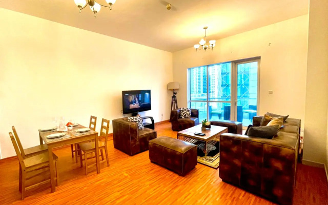 Great views in Dubai Marina -2bed
