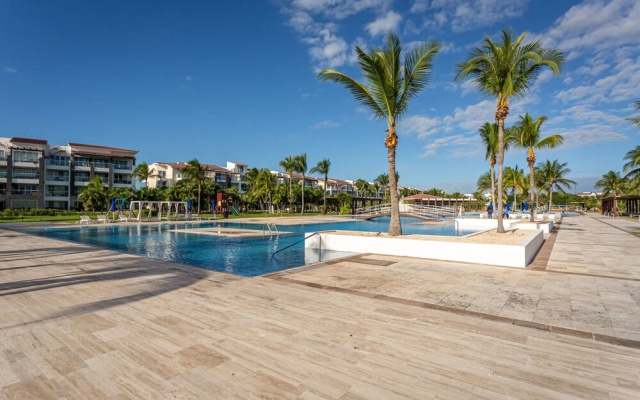 Mareazul Casa Quetzal 3 Bedroom Apts by RedAwning