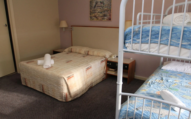Sleepwell Motel
