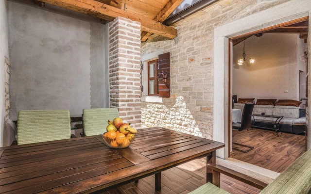 Beautiful Home in Sv lovrec With Wifi and 1 Bedrooms