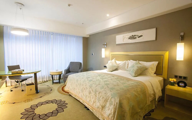 Rich Hotel
