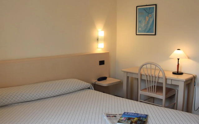 Hotel Elena