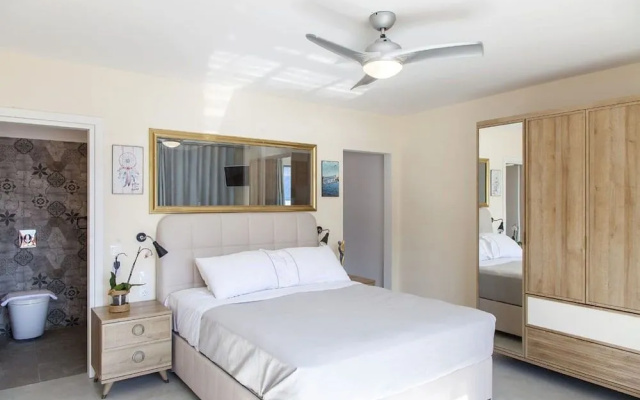 Sappho Boutique Suites-NEW