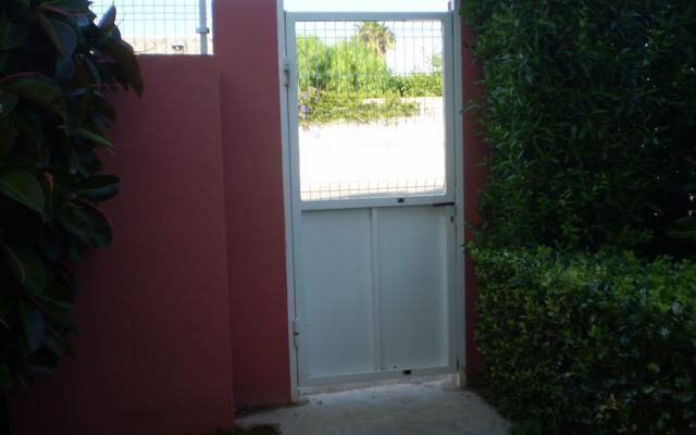 Отель Apartamentos Aigua Oliva вид на фасад