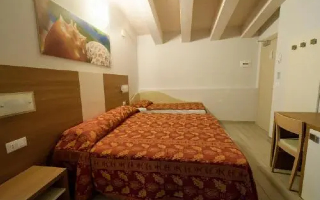 Hotel Mondial