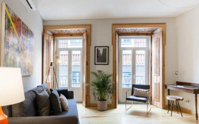 Charming Flat with Balconies Central Chiado District 2 Bedrooms & AC 19th Century Building