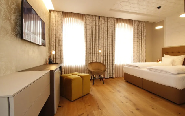 Amelie N°1 Hotel & Appartements