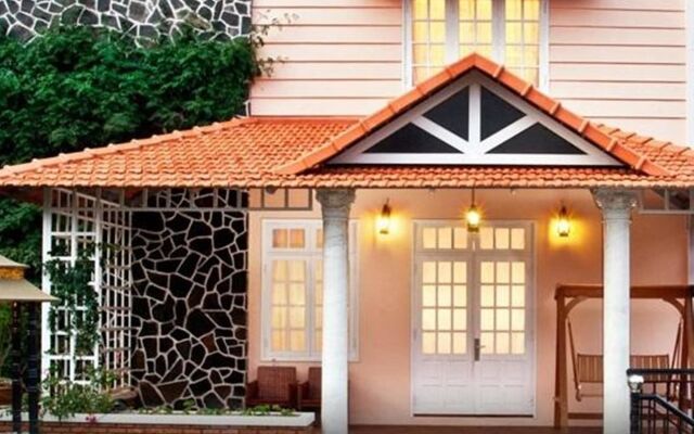 Отель Dalat Terrasse Des Roses Villa Далат вид на фасад