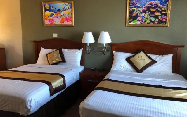 Sandals Inn