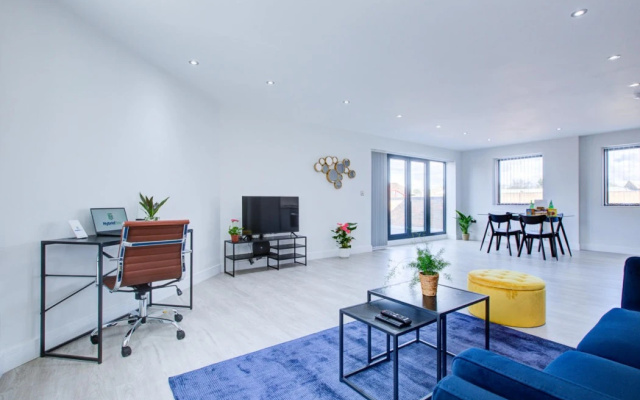 Hybrid Resi - Uxbridge