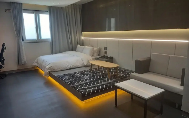 Busan Park Hotel