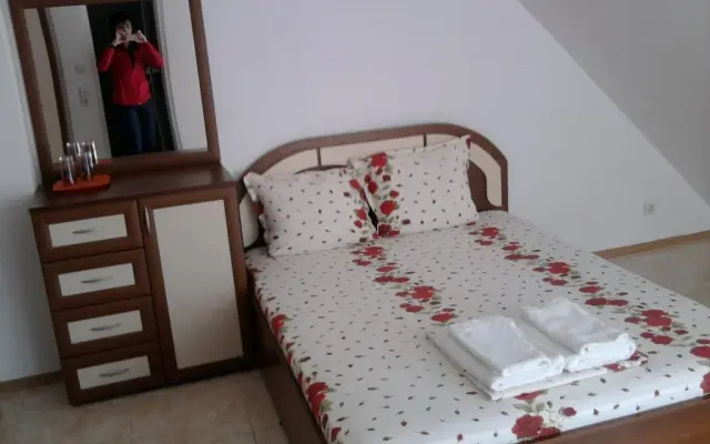 Krai Moreto Guest House