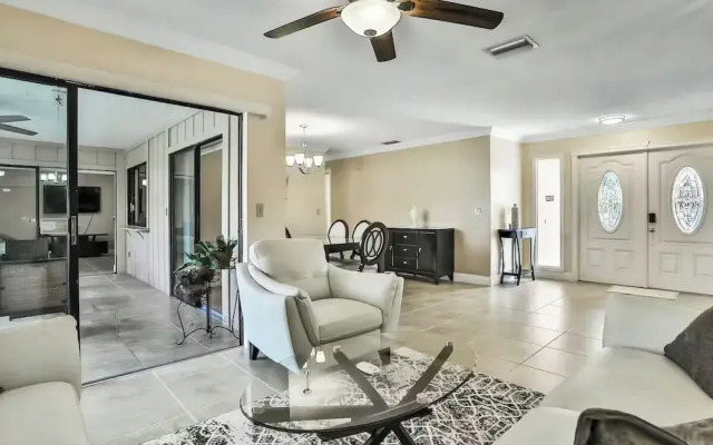 Renovated 3BR Dog Friendly Pond View W/D