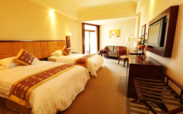 Green Lotus, River View Hotel