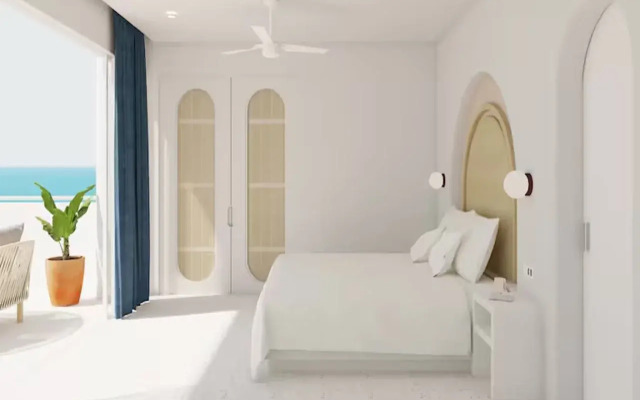 Perla La Paz, Tapestry Collection by Hilton