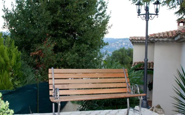 Villa Karitia