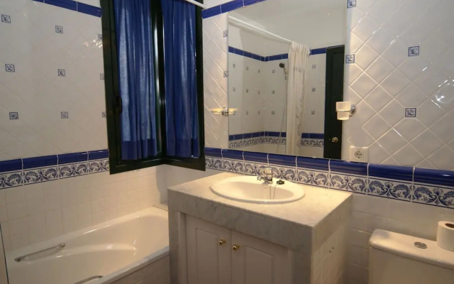 Quaint Villa in Navata With Fenced Garden