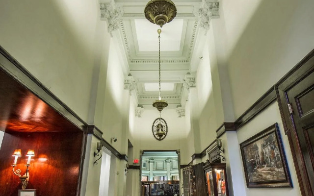The Whitney Hotel