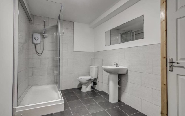 2 Bed, Luxury Apt4 Throstles