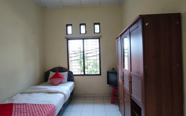 Spot On 92645 Nita Residence Syariah
