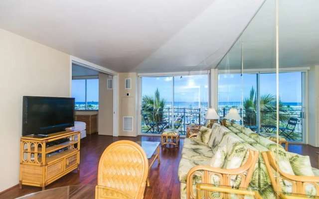 Ilikai Marina One Bedroom Harbor View