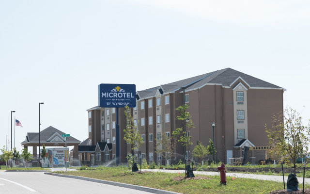 Отель Microtel Inn & Suites by Wyndham West Fargo Medical Center США, Уэст-Фарго - отзывы, цены и фото номеров - забронировать отель Microtel Inn & Suites by Wyndham West Fargo Medical Center онлайн вид на фасад