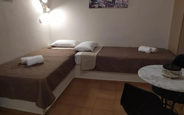 Antonela room3
