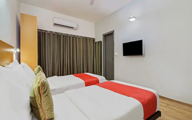 OYO Townhouse 030 Ashram Road Ahmedabad