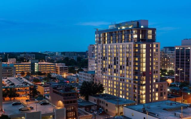 Отель Global Luxury Suites at Woodmont Triangle North США, Бетесда - отзывы, цены и фото номеров - забронировать отель Global Luxury Suites at Woodmont Triangle North онлайн вид на фасад