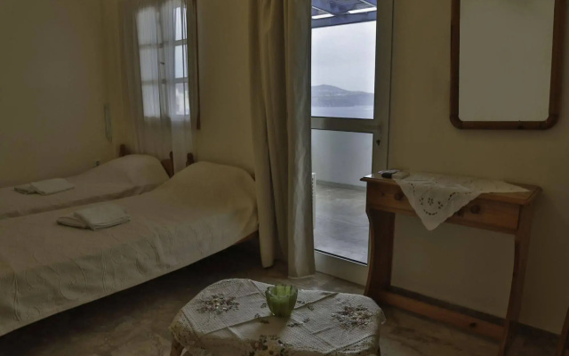 Stelios Rooms