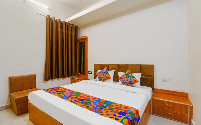 FabExpress Royal Villas