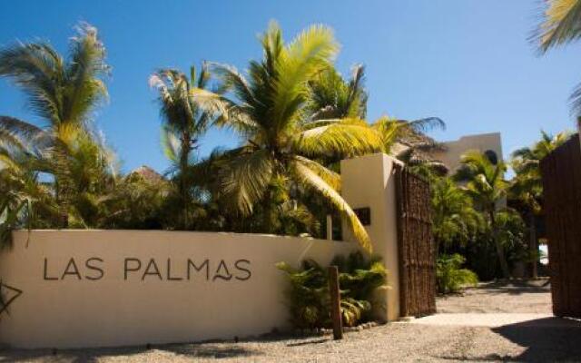 Отель Las Palmas Luxury Villas Мексика, Коакоюл - отзывы, цены и фото номеров - забронировать отель Las Palmas Luxury Villas онлайн вид на фасад