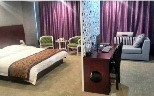 Yilu Harbour Holiday Hotel