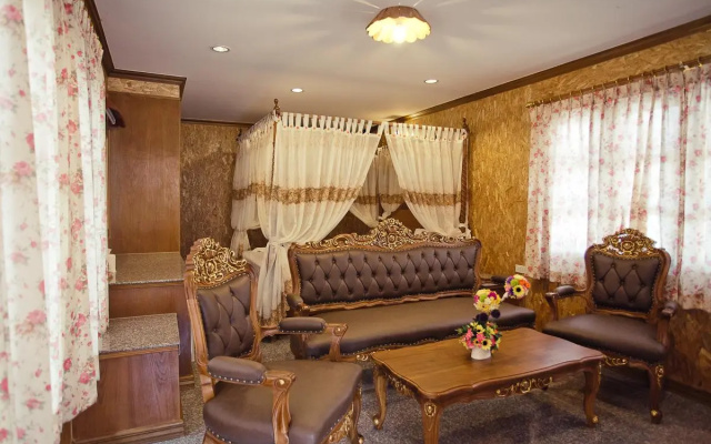 Chatsuree Boutique Resort
