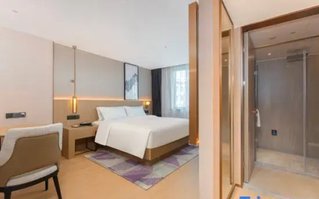 Lavande Hotel (Yangzhou Baoying Baitian North Road)