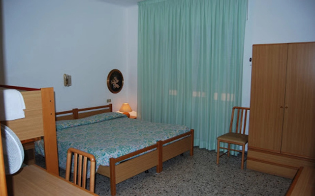 Hotel Dora