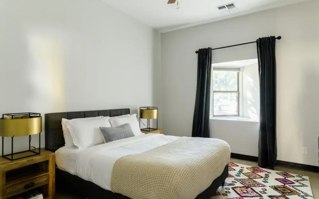 E Main St Unit A - Luna