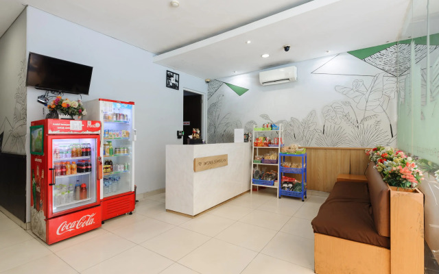 RedDoorz Plus near Grand Indonesia Jakarta