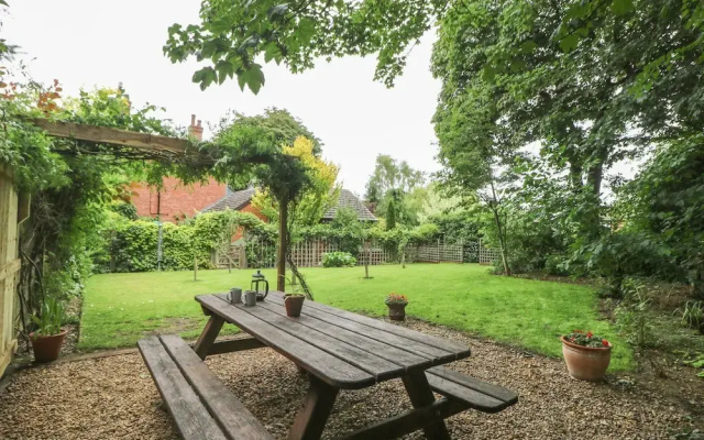 Lansdowne Lodge