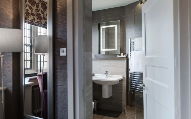 Abbey House Hotel