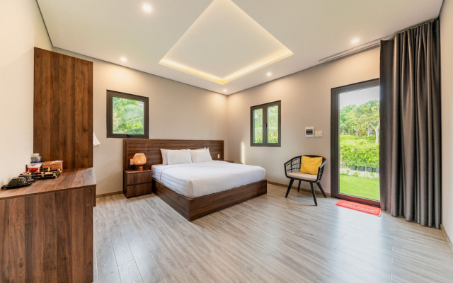 Emerald Garden Retreat
