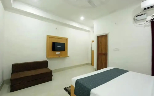 Hotel Dwarkadhish Plaza