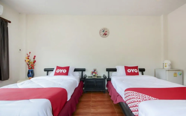 OYO 888 Apinyas Place Karon
