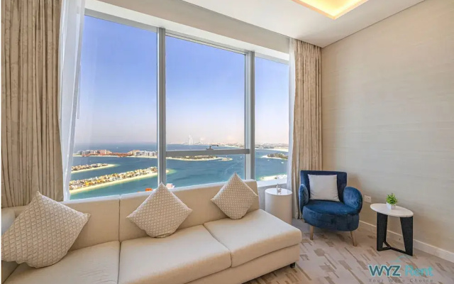 Luxurious studio in St Regis Palm View
