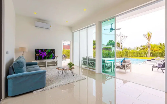 Modern 3 Bedroom Private Pool Villa KH-A1