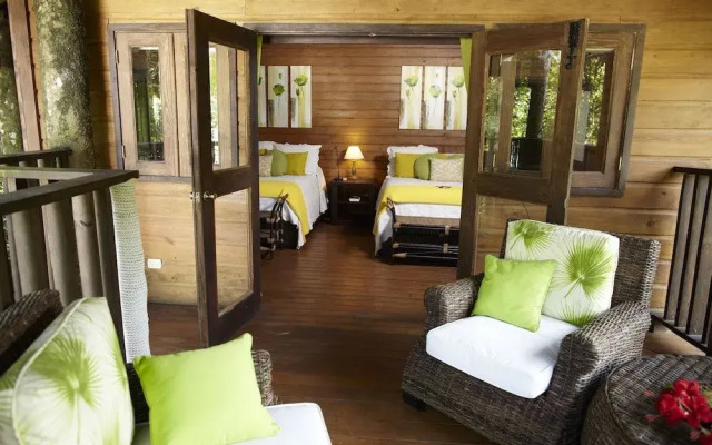 Platon Ecolodge