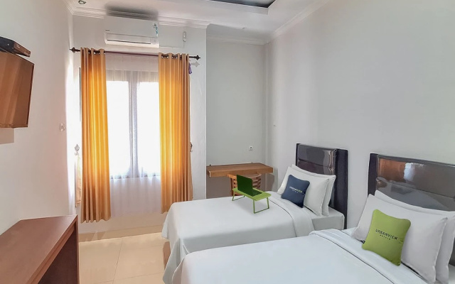 Urbanview Syariah Wisma Annisa Palangkaraya by RedDoorz