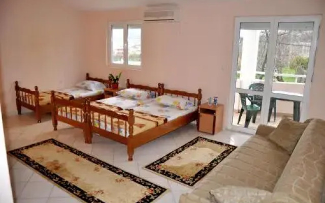 Apartments Perezaj